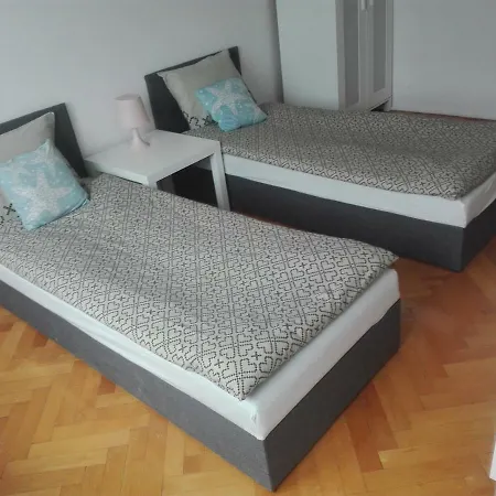 Apartament Wenedy アパート
